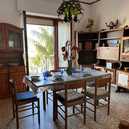 Verna Vacation Daire